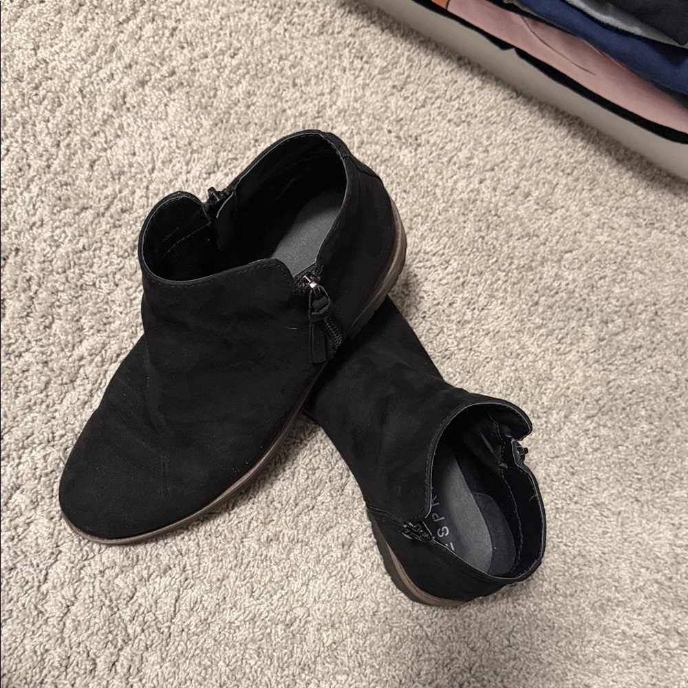 Esprit Black Ankle Boots with Zipper Detail